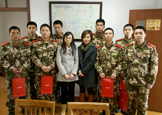 榮譽(yù)證書(shū)